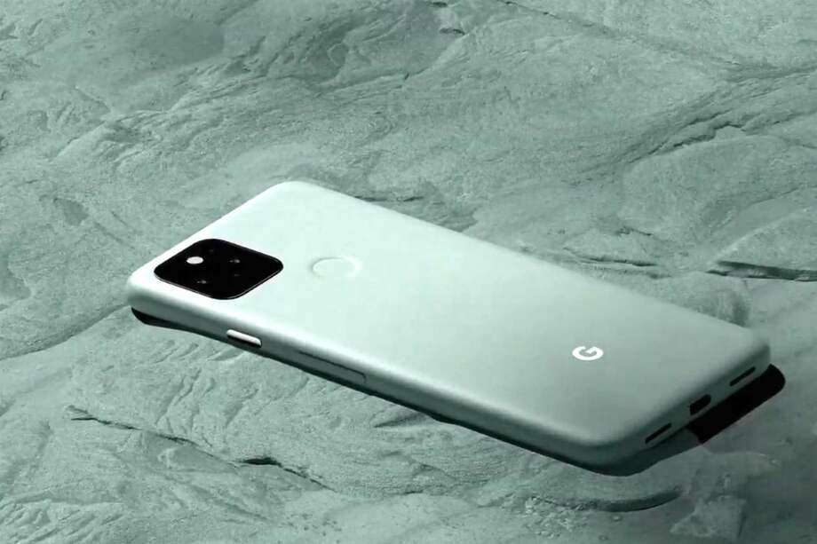 La cámara trasera de Pixel 5 es dual y está compuesta por un sensor principal de 12 megapíxeles y un sensor ultra gran angular de 16 MP.