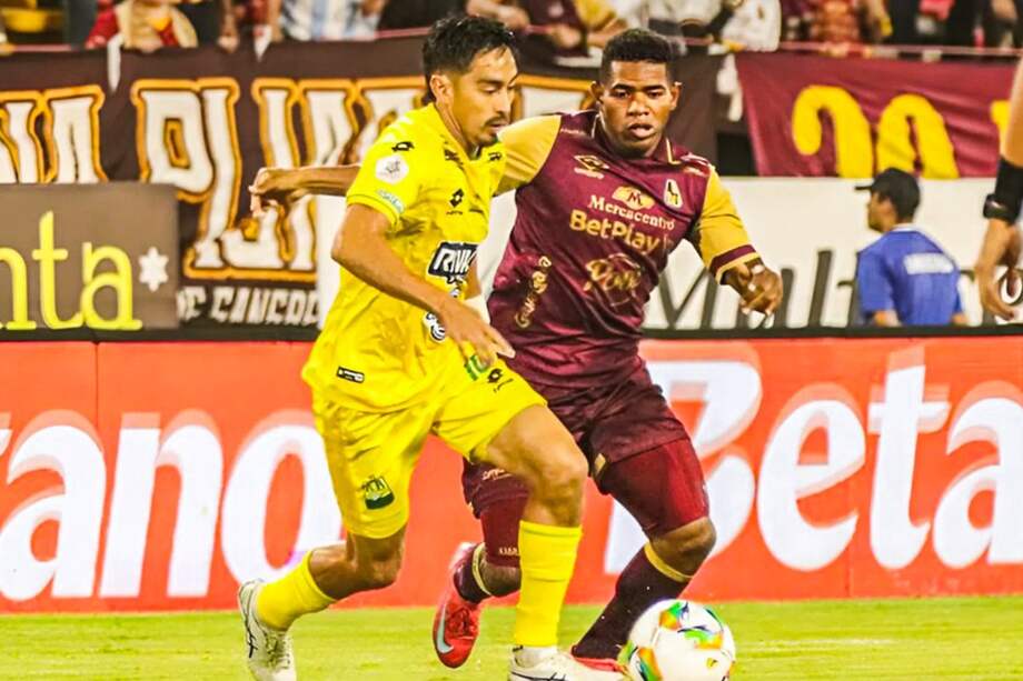 Bucaramanga y Tolima, en su partido en Ibagué.