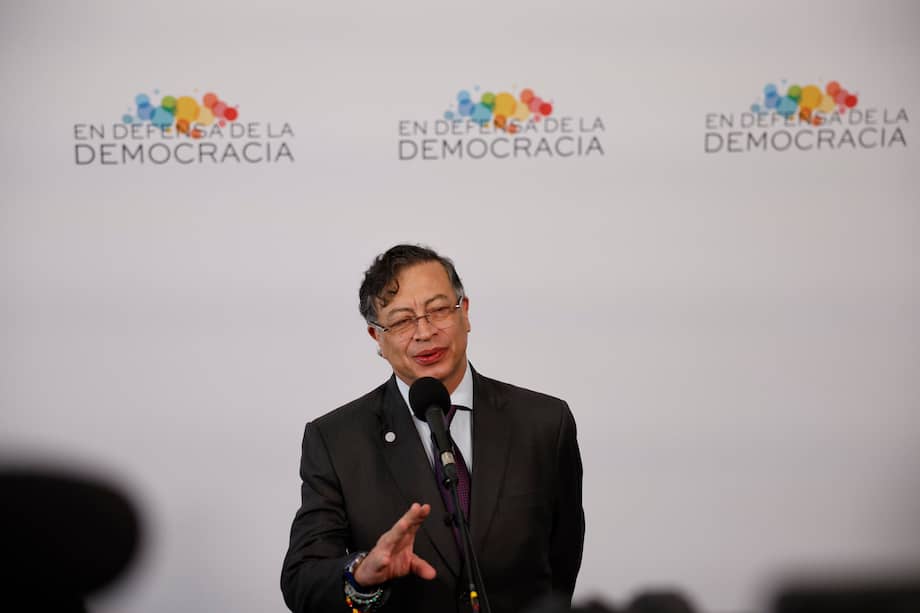 El presidente colombiano Gustavo Petro en la Cumbre 'En defensa de la democracia'.