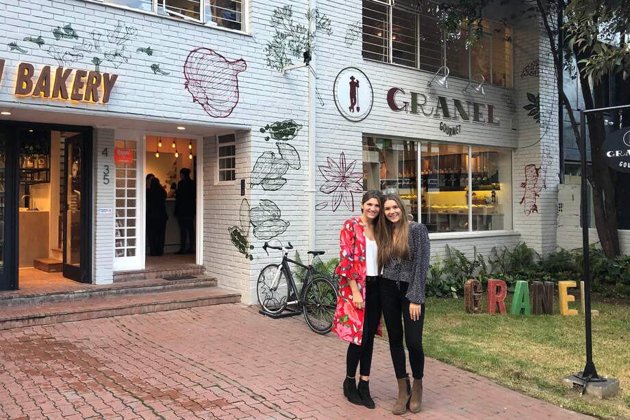 Ellas son Daniela y Lina Vives, las emprendedoras detrás de Granel Gourmet.