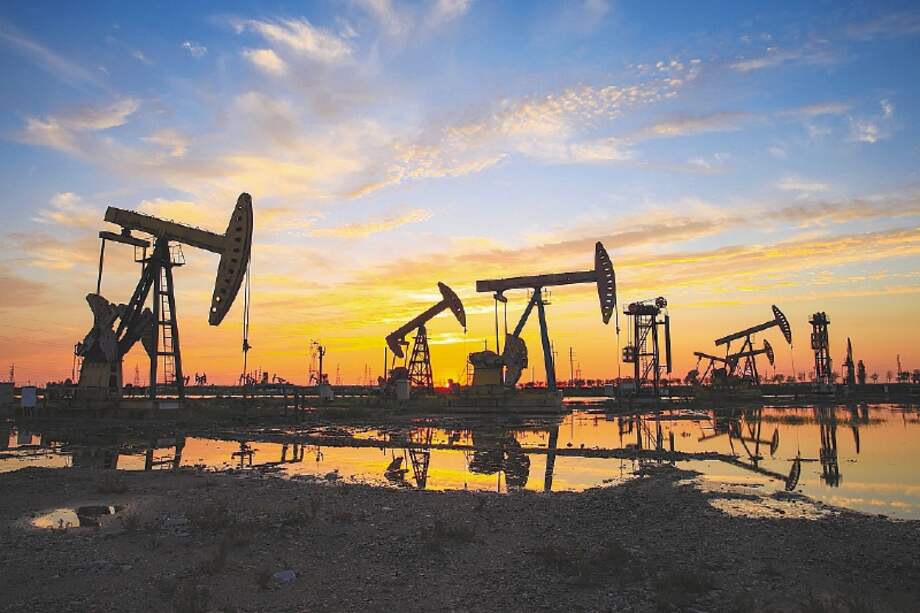 El organismo señaló que, si el mundo no acelera la transición, tendrá que seguir invirtiendo en petróleo y gas para evitar tensiones de oferta. Imagen de referencia. / Getty Images