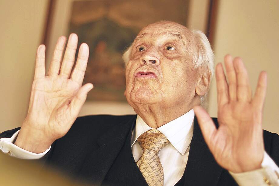 Para Otto Morales Benítez, el expresidente Uribe tiene la obligación con el país de no crear dificultades en el manejo de la paz. /Archivo - El Espectador