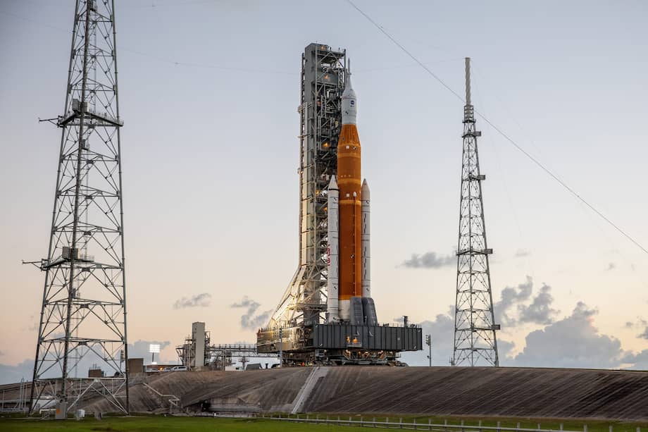 El objetivo principal de Artemis II es validar, por primera vez con tripulación a bordo, que la nave Orion es capaz de mantener con vida y seguridad a los astronautas en el espacio profundo.