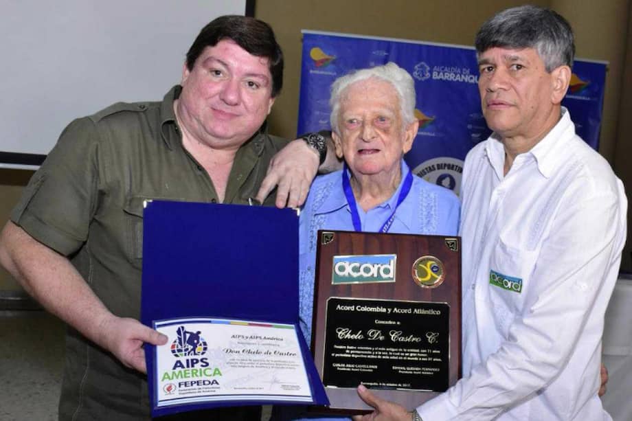 La Asociación Internacional de Prensa Deportiva, AIPS y Acord Atlántico premiaron a Chelo De Castro por ser el periodista deportivo más veterano del mundo. / El Heraldo