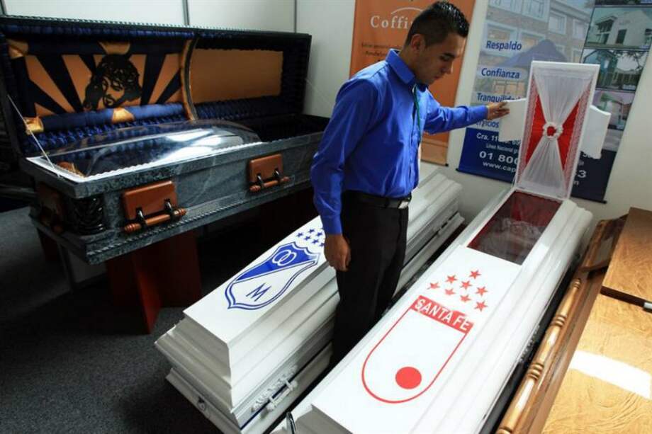 La industria funeraria reinventa el negocio de la muerte con ingenio macabro