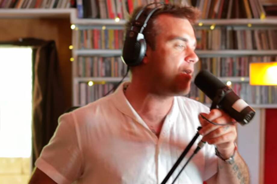 Robbie Williams.