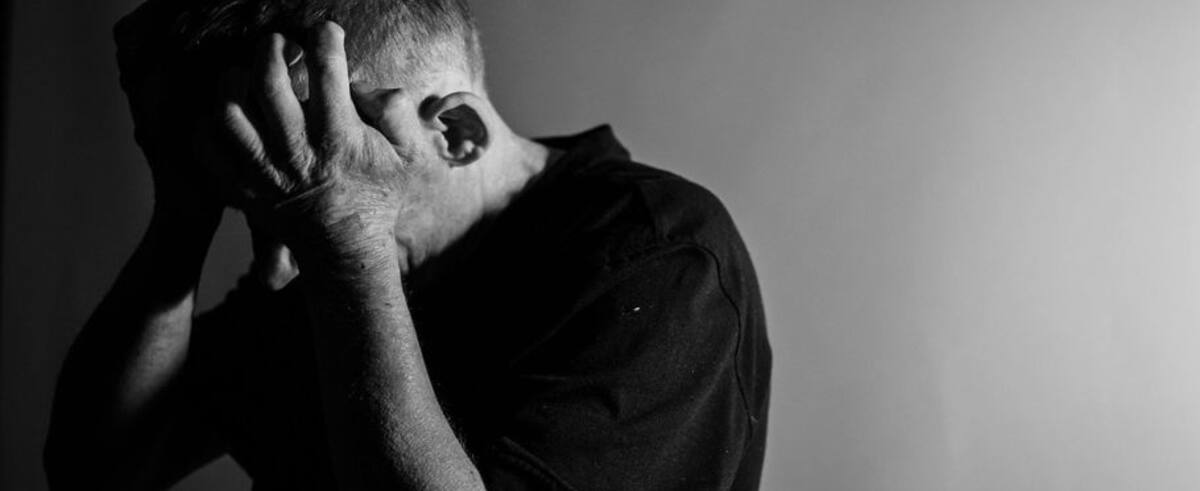 La importancia de abrazar la tristeza ante las pérdidas