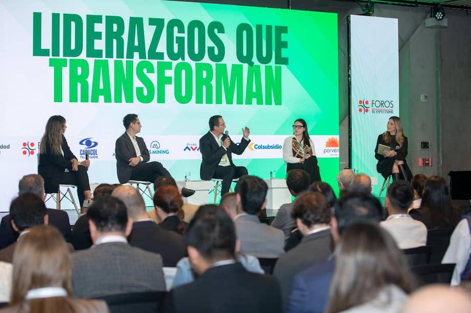 Expertos analizan la importancia de que las empresas le apuesten a la sostenibilidad.