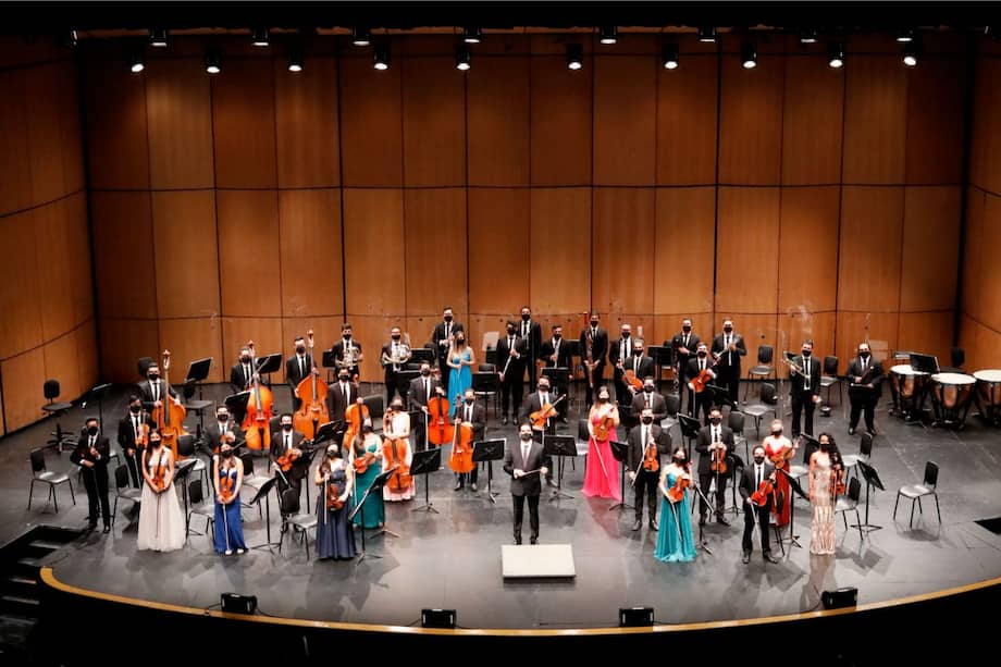 Actualmente, la Orquesta Filarmónica Prejuvenil cuenta con 70 estudiantes que reciben clases de instrumento y práctica orquestal.