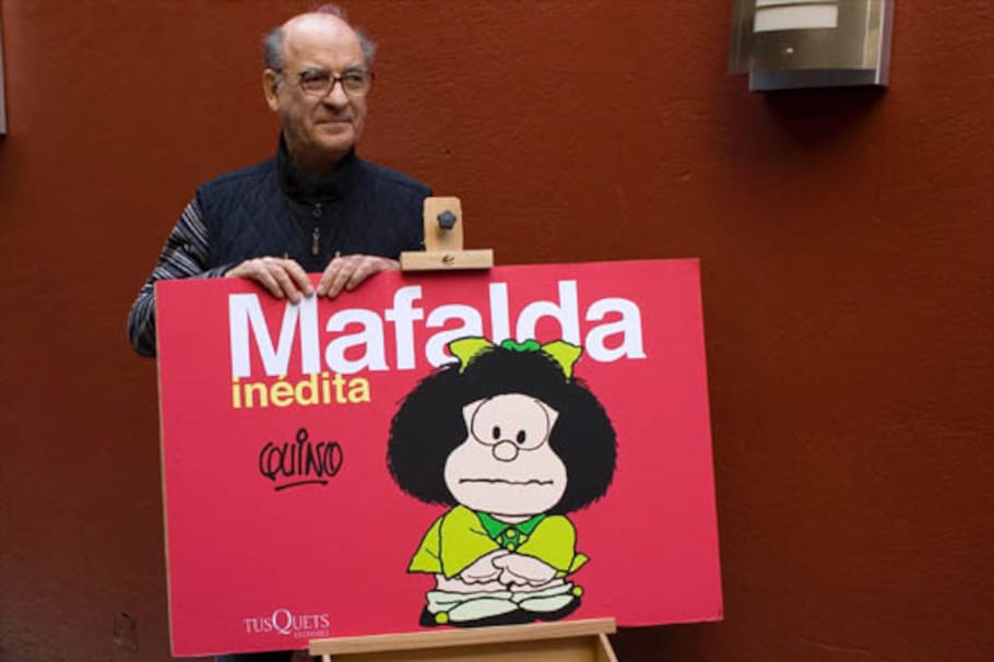Argentine cartoonist Joaquin Salvador Lavado, better known as Quino, who created the famous comic strip Mafalda, poses after a news conference in Mexico City, Wednesday Nov. 26, 2008. The conference was held to to present a collection of unedited Mafalda cartoons. (AP Photo/Dario Lopez-Mills)