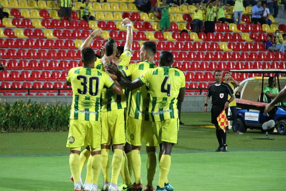 Bucaramanga venció 2-1 a Millonarios. / Atlético Bucaramanga