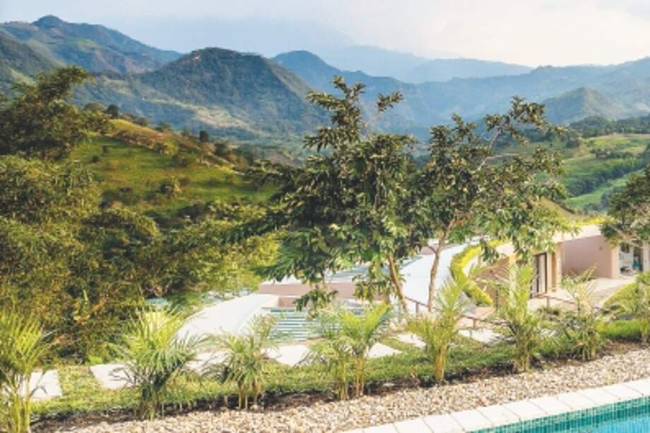 Con un diseño abierto y ambiente romántico, el Hotel Casa Ambrosía se reserva el ingreso de menores de 14 años.