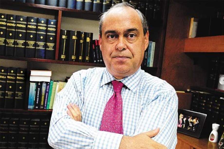 Camilo Gómez denunció incursión armada a su apartamento