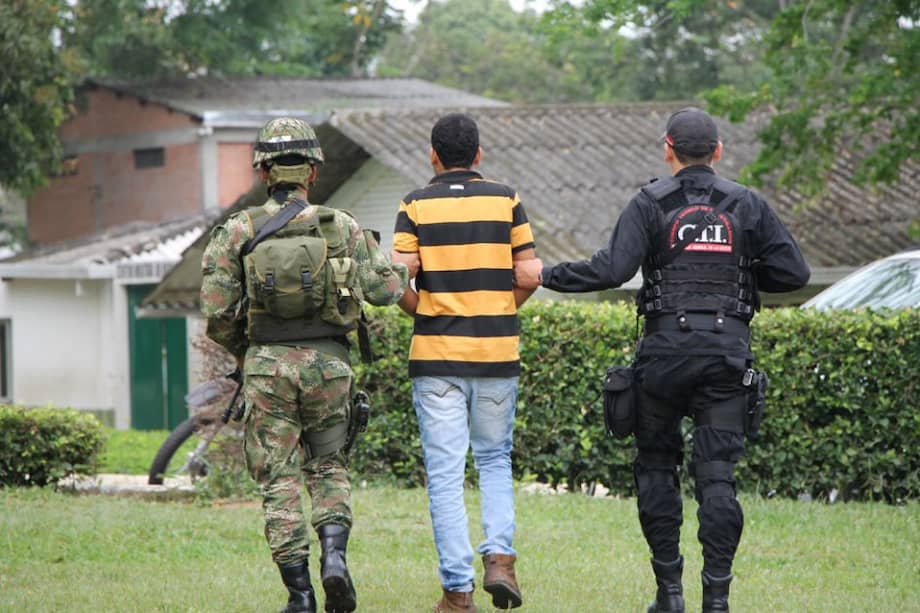 Capturan al primo de 'Pastor Alape'