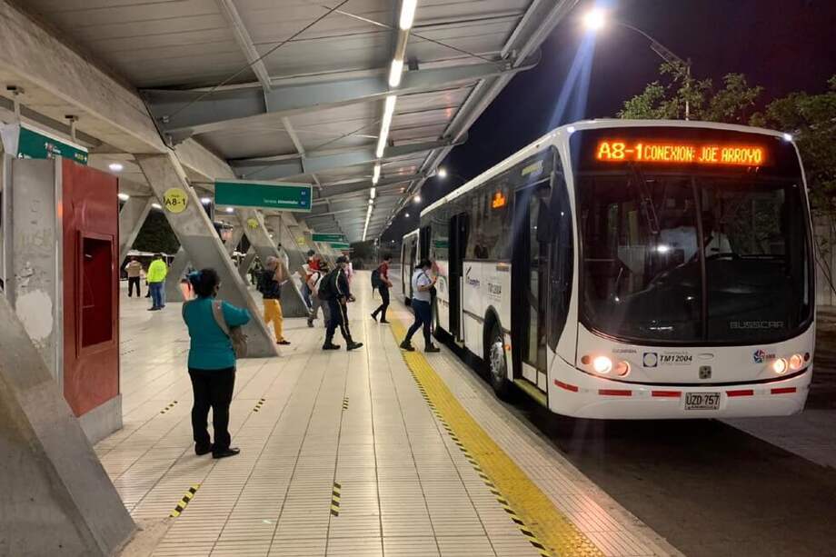 Para el funcionamiento del Sistema de Transporte Masivo Transmetro se anuncian más controles, con el fin de garantizar que solo se estén movilizando aquellas personas que tengan la autorización correspondiente. / Twitter @transmetrobaq