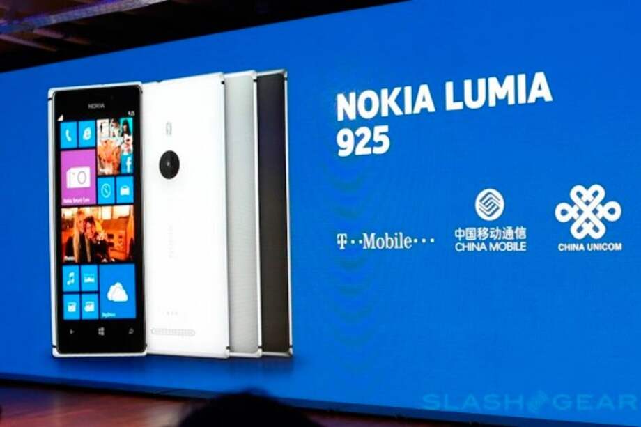 Nokia presenta un nuevo Lumia, metálico, más fino y ligero