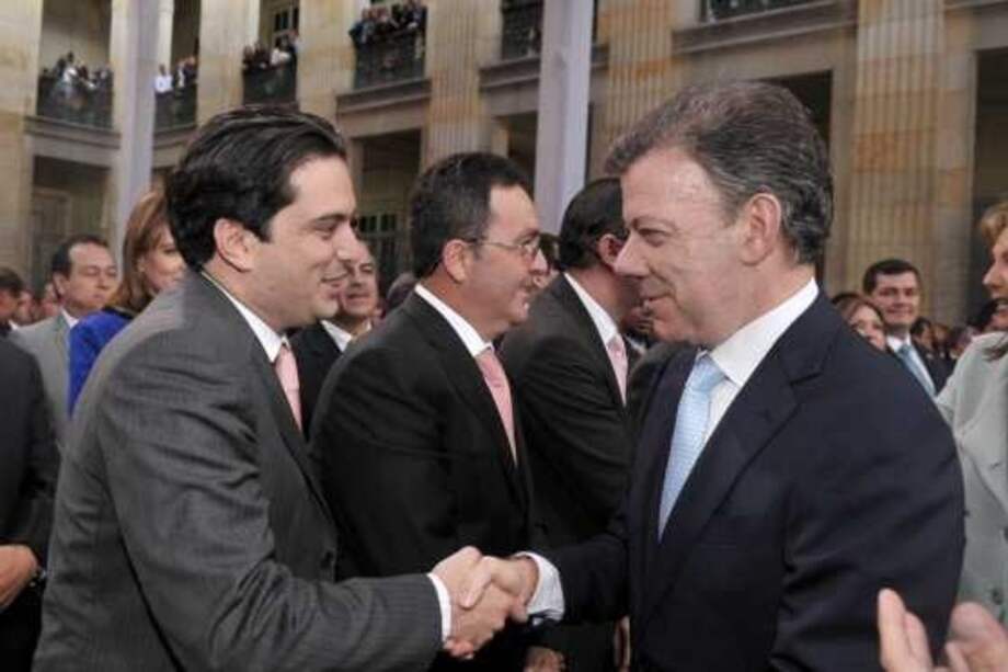 "Con Santos estamos eligiendo un presidente liberal"