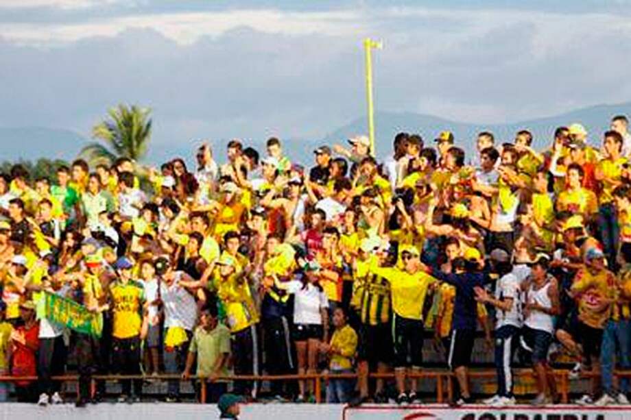 Sancionan de por vida a 18 hinchas del fútbol colombiano