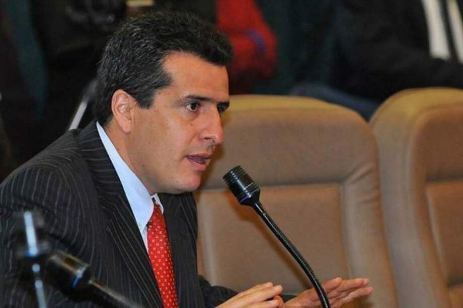 Luis Fernando Velasco, nuevo presidente del Congreso