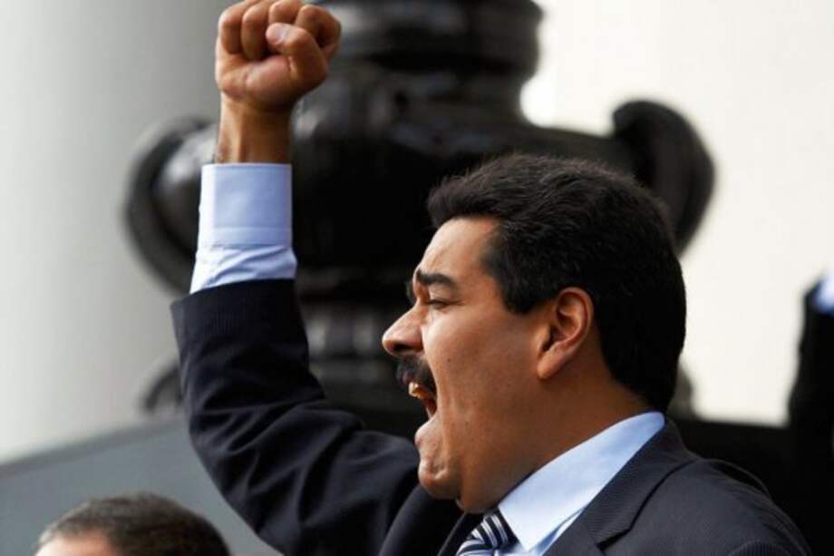Maduro llama a defender la patria en la 'batalla' electoral parlamentaria