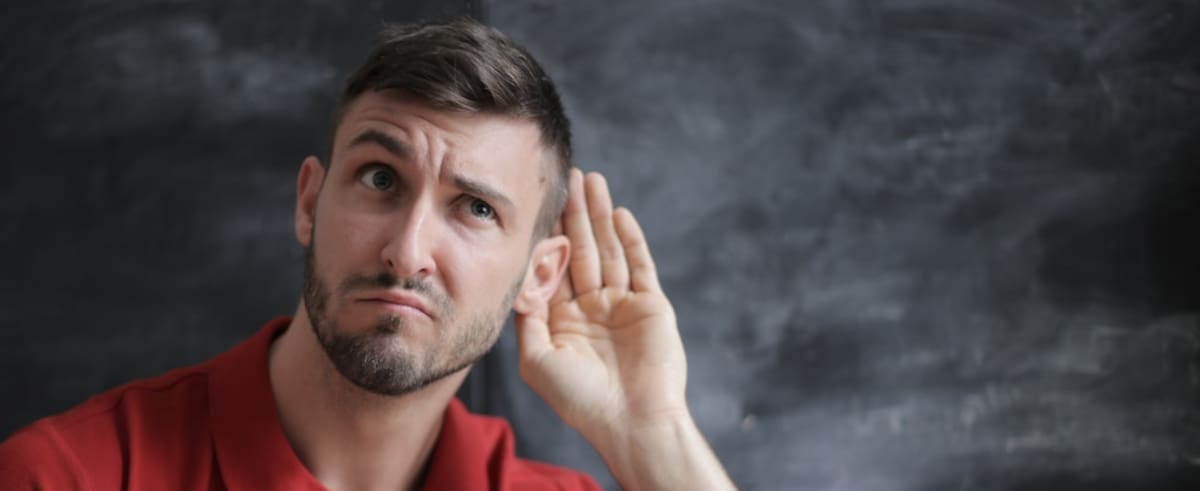 Escorpio:
Los Escorpio no pierden pelea, así que son tercos hasta más no poder. No hay tema en el que no quieran tener la razón y son muy hábiles convenciendo a los demás. Las personas nacidas bajo este signo tienen una particularidad y es que se informan muy bien antes de emitir una opinión, por lo que es aún más difícil hacerlos cambiar de parecer.
No dan su brazo a torcer a menos que los argumentos y hechos sean completamente fehacientes. No dejarán de insistir en que son ellos quien están en lo correcto y no admitirán fácilmente que se equivocaron.