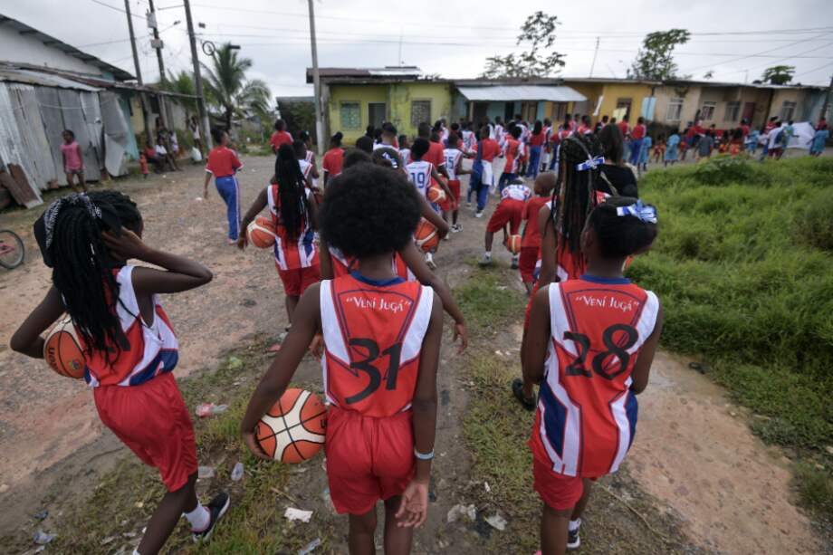 El 7 de diciembre se hizo la clausura de Vení Jugá con un desfile. Quieren que sea una escuela deportiva. / Mauricio Alvarado
