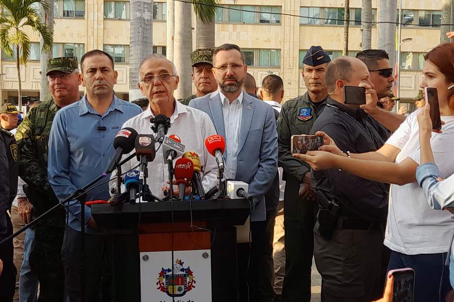 El ministro dijo que en la capital santandereana se aumentará la presencia de uniformados.