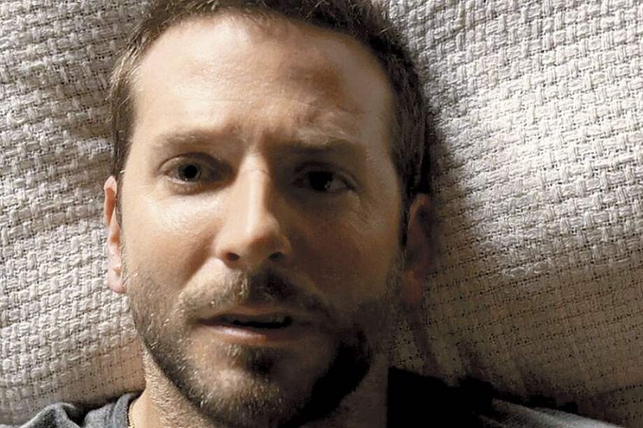 Después de salir de una institución mental, Pat (Bradley Cooper) protagonista de ‘Los Juegos del destino', debe rehabilitarse para recuperar a su esposa.