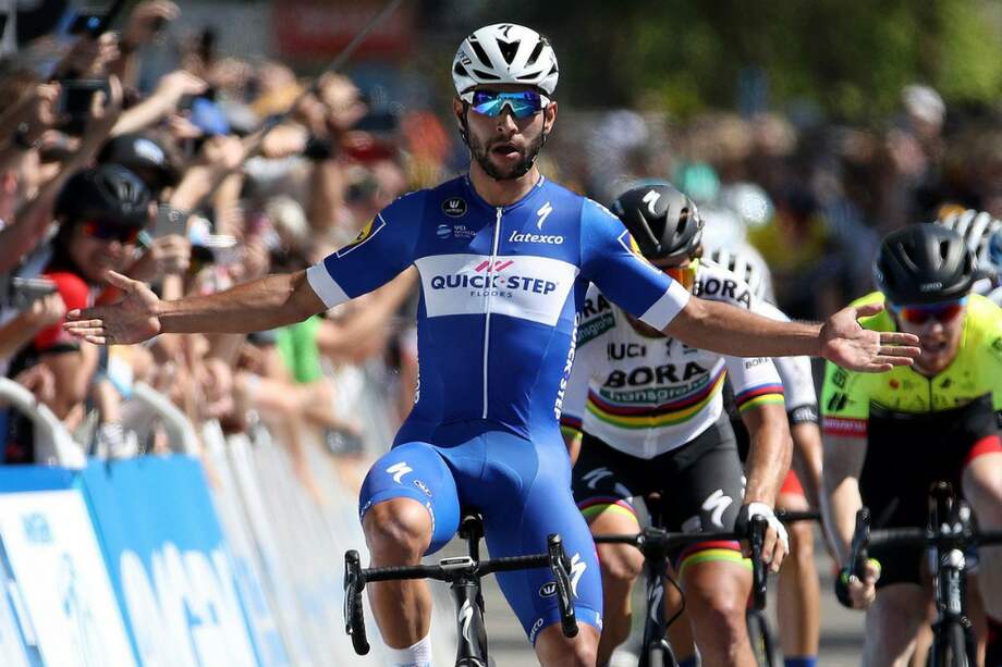 Fernando Gaviria celebra su segundo triunfo de etapa en el Tour de Francia. / AFP