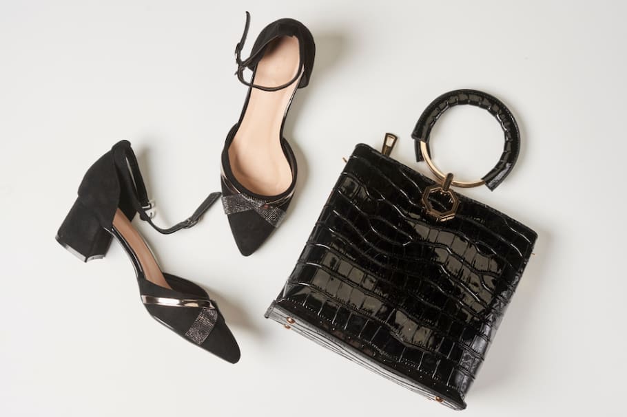 Te enseñamos los zapatos para mujeres de moda que no te pueden faltar en tus looks de oficina. Úsalos para llegar con estilo al trabajo.