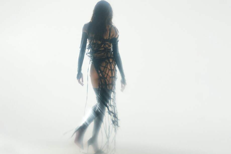 XT4S1S es la nueva entrega musical de la artista mexicana.