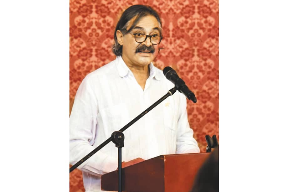 Marco Barrera Bassols durante una rueda de prensa en Bogotá.