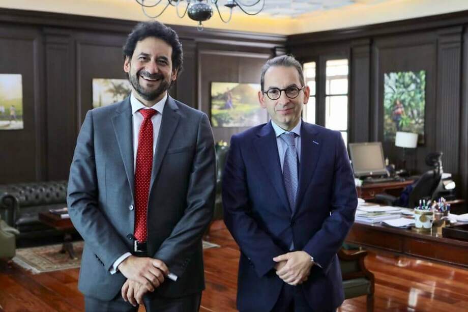 Mario Diaz Luengas (izquierda) y Andrés Valencia Pinzón (derecha). / Bloomberg.