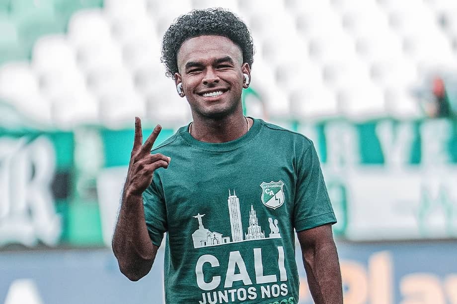 Johan Martínez hace parte de Deportivo Cali desde el 30 de julio de 2025, cuando llegó procedente de Leones, de la segunda división de Colombia.