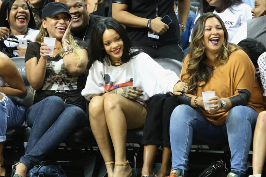 Publican presuntas fotos robadas de famosas estrellas de Hollywood desnudas