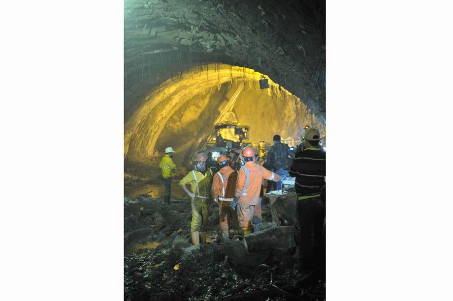 La obra se contrató en $600 mil millones, pero ahora se requieren $400 mil adicionales. /Gustavo Torrijos