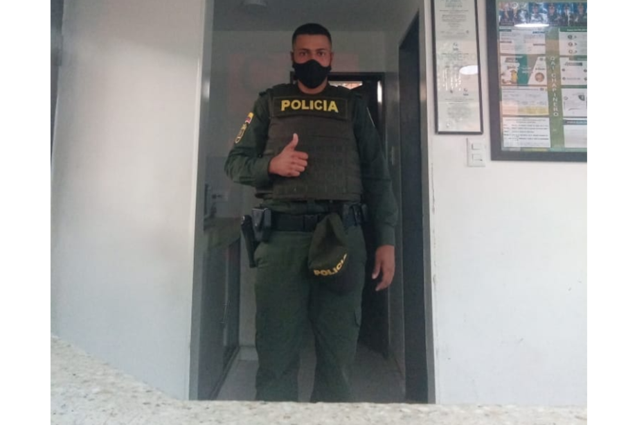 Edwin Caro se había graduado como patrullero en octubre de 2020.