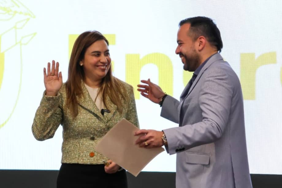 Karen Schutt durante su nombramiento como viceministra de Energía. Imagen de referencia.