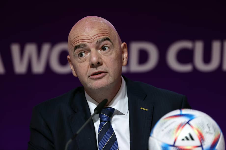 Gianni Infantino, presidente de la FIFA, durante una rueda de prensa en Doha, Catar.