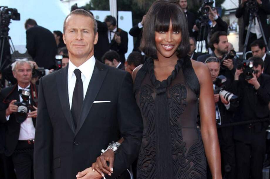Naomi Campbell posa junto a Vladimir antes de romper su relación. / Bang Showbiz