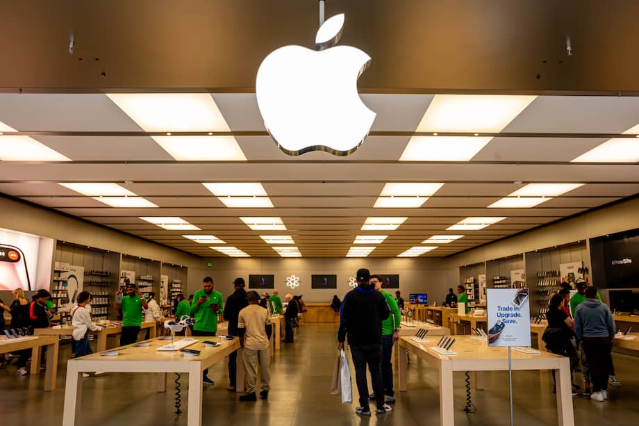 La tienda Apple en el centro comercial Towson Town Center en Towson, Maryland. Fotógrafo: Andrew Harnik/Getty Images