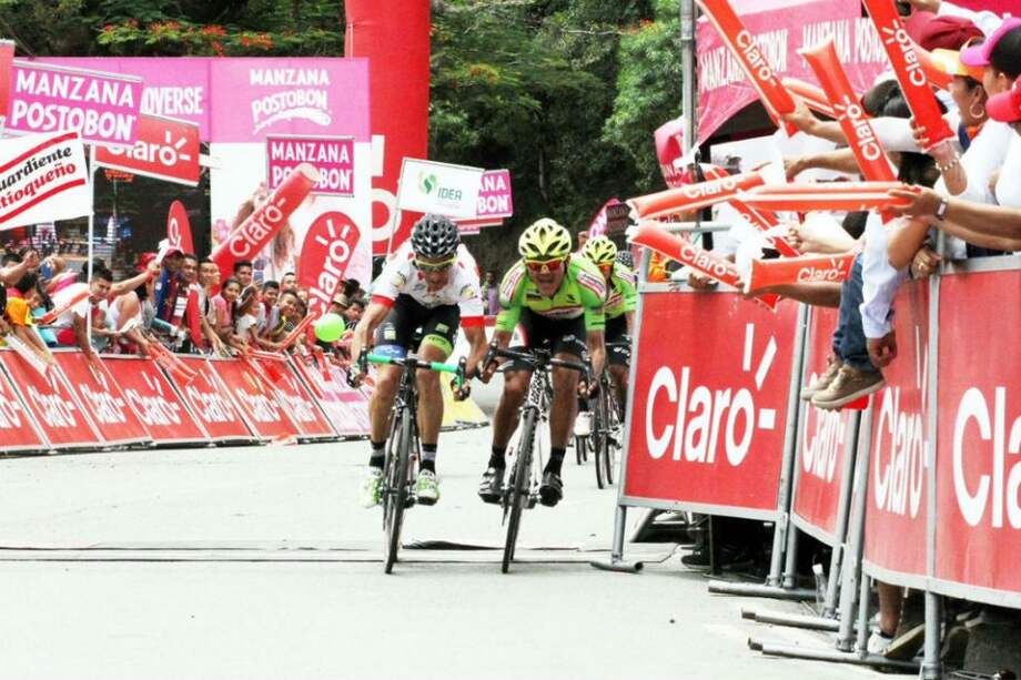 Óscar Sevilla logró una victoria apretada en la segunda etapa del Clásico RCN. Foto: Revista Mundo Ciclístico