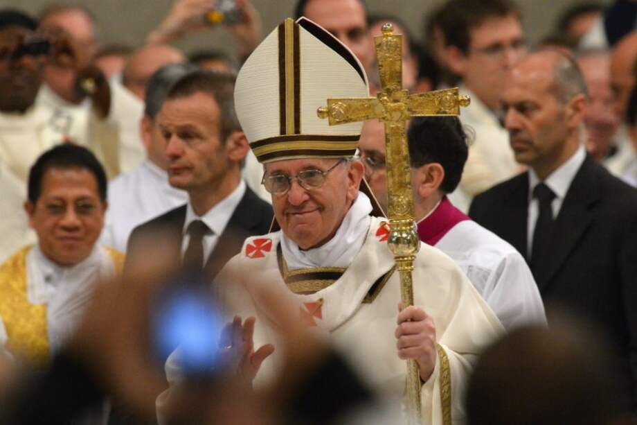 El Papa Francisco celebra el primer Viernes Santo de su pontificado