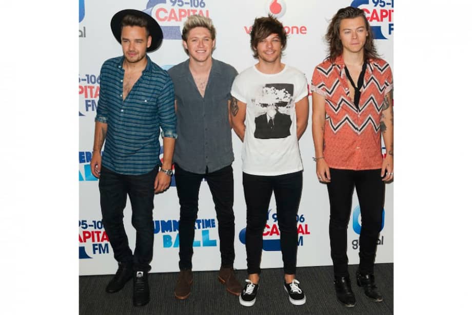 One Direction. / Bang Showbiz