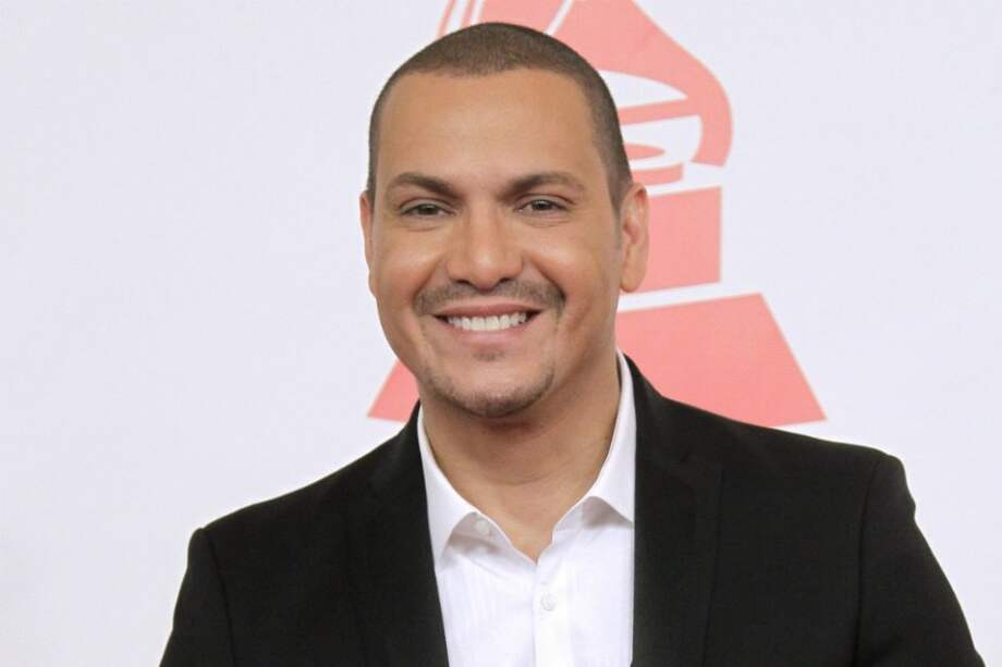 Víctor Manuelle estrena video de su canción "Que suenen los tambores"