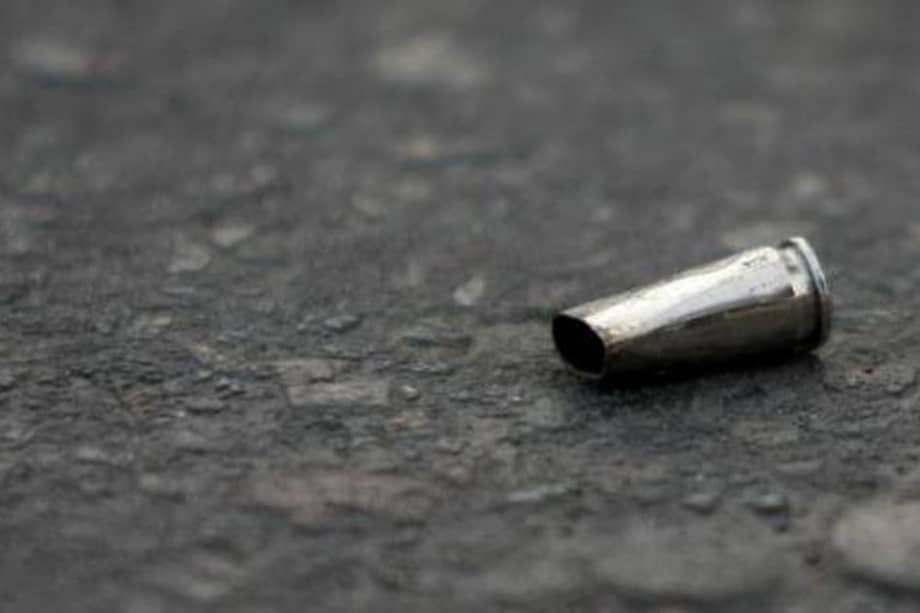 Los uniformados, de acuerdo con un comunicado emitido por la Policía, se dirigían a verificar un caso cuando fueron atacados con armas de fuego. / Cortesía