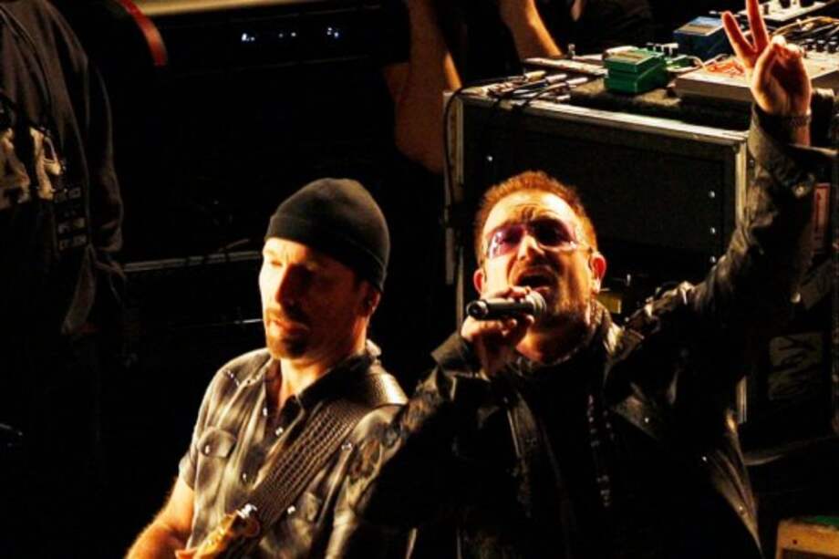 Bono dedica una canción a la memoria de su madre en su nuevo disco