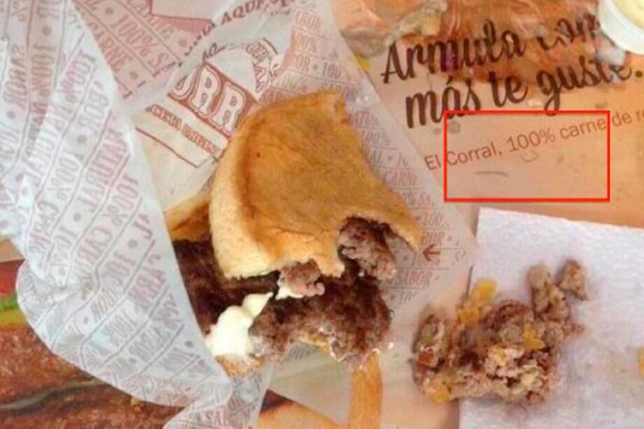 Hombre se comió un alambre en una hamburguesa de El Corral