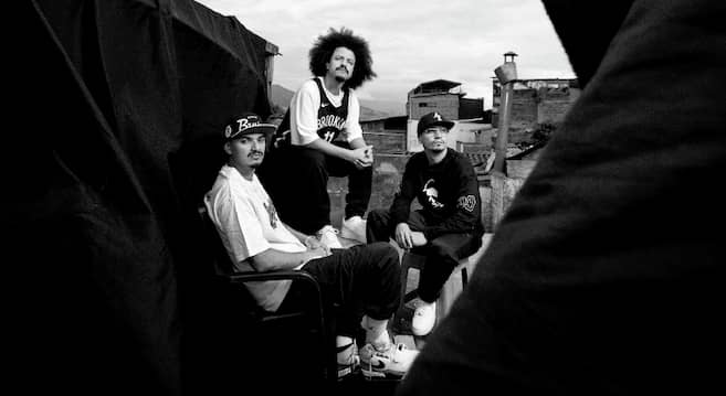 Los 50 raperos en español más grandes en toda la historia, según ...