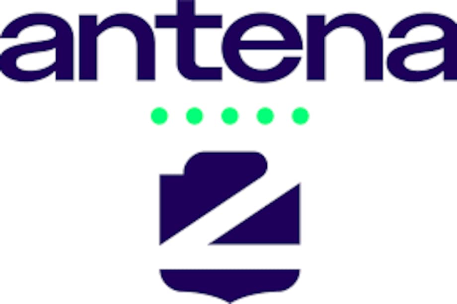 Antena 2, cadena radial de RCN.